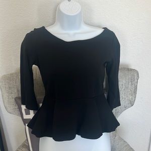 Alice + Olivia peplum blouse💕
